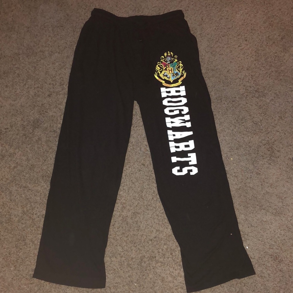 Harry Potter pajama bottoms.